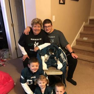 Meet your Posher, Linda angeline